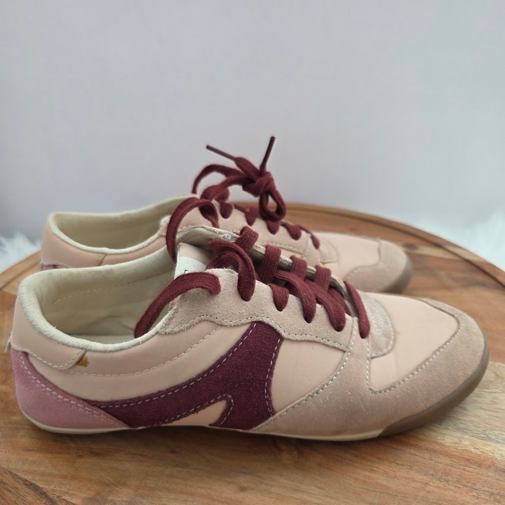 Women's Casual Sneakers in Pink and Burgundy